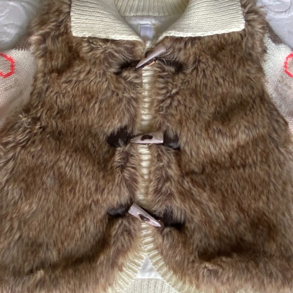 Design by Max Moretti Faux Fur Knit Girl’s Jacket Size 6 Cream - Picture 3 of 8